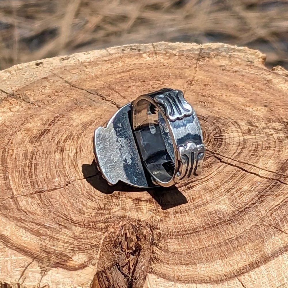 Turquoise and Silver Statement Ring - Picture 4 of 9
